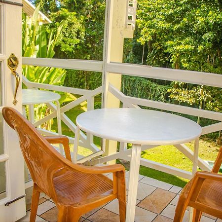 E 20 Mystic Ridge Ocho Rios Apartment ภายนอก รูปภาพ