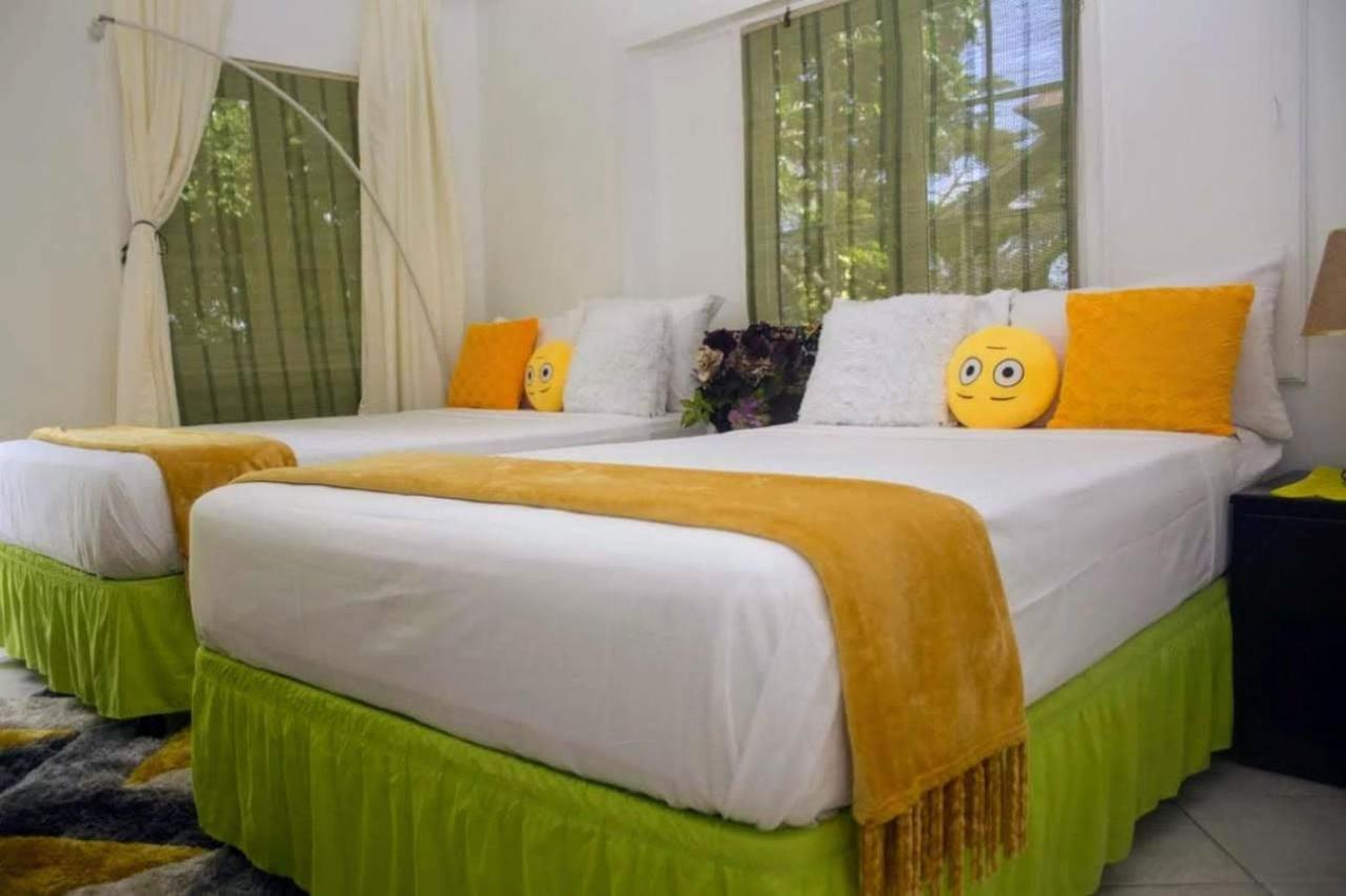 E 20 Mystic Ridge Ocho Rios Apartment ภายนอก รูปภาพ