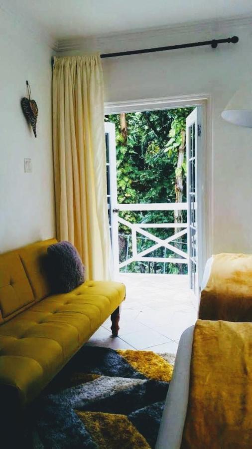 E 20 Mystic Ridge Ocho Rios Apartment ภายนอก รูปภาพ
